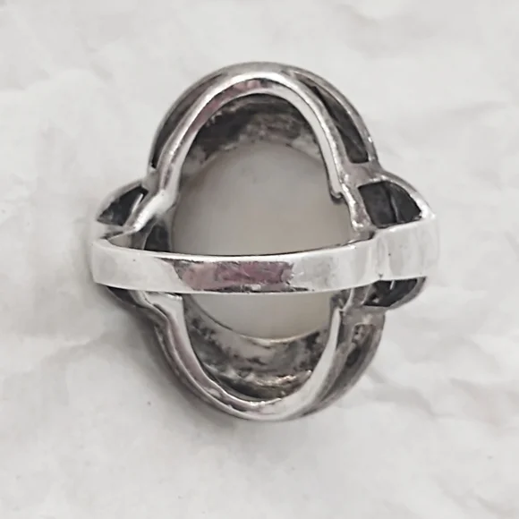 Vintage Judith Jack Oversized Pearl & Marcasite Sterling Silver Ring- Size 7 - Picture 7 of 10